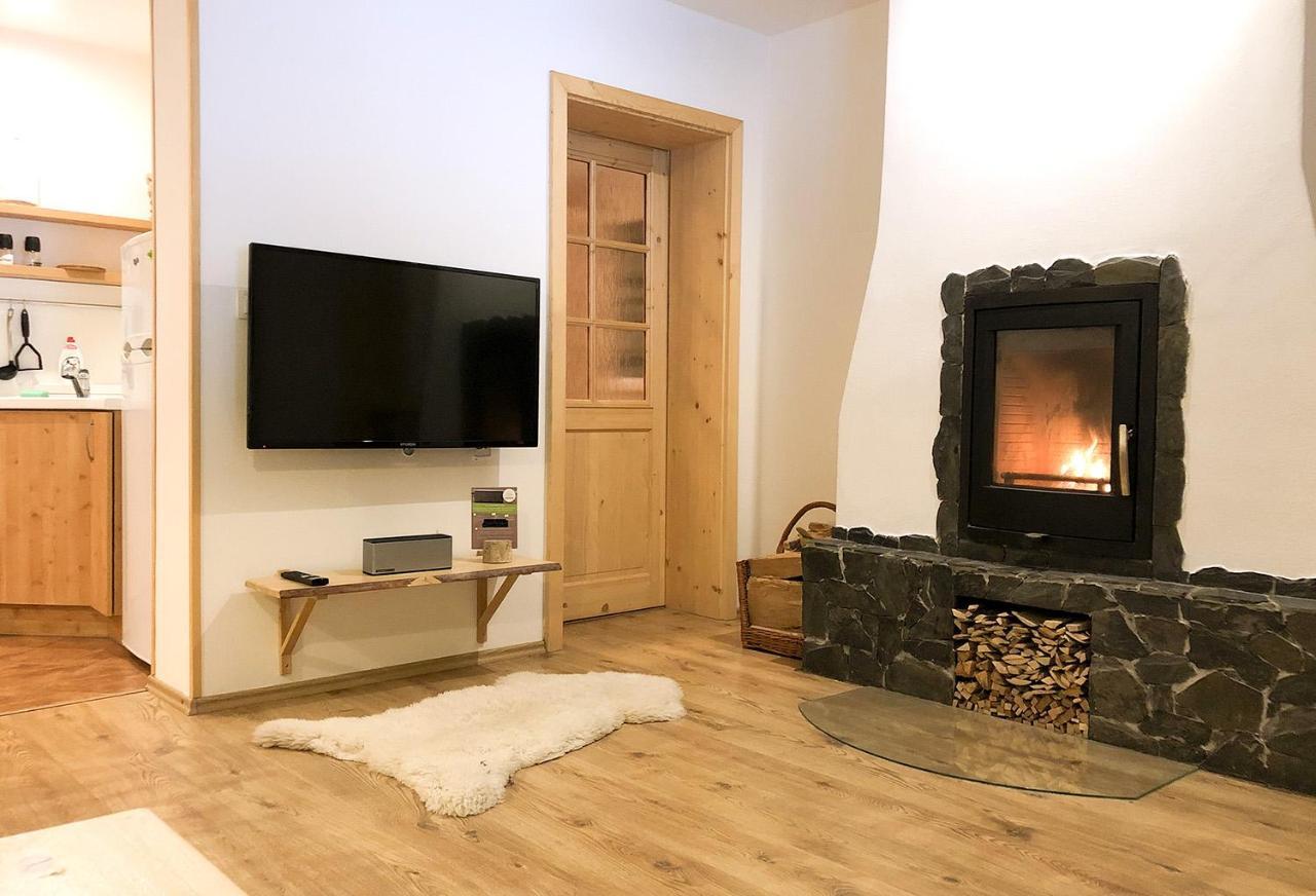 A Montanus Apartment *